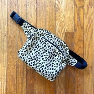 BAGGU Honey Leopard Fanny Pack